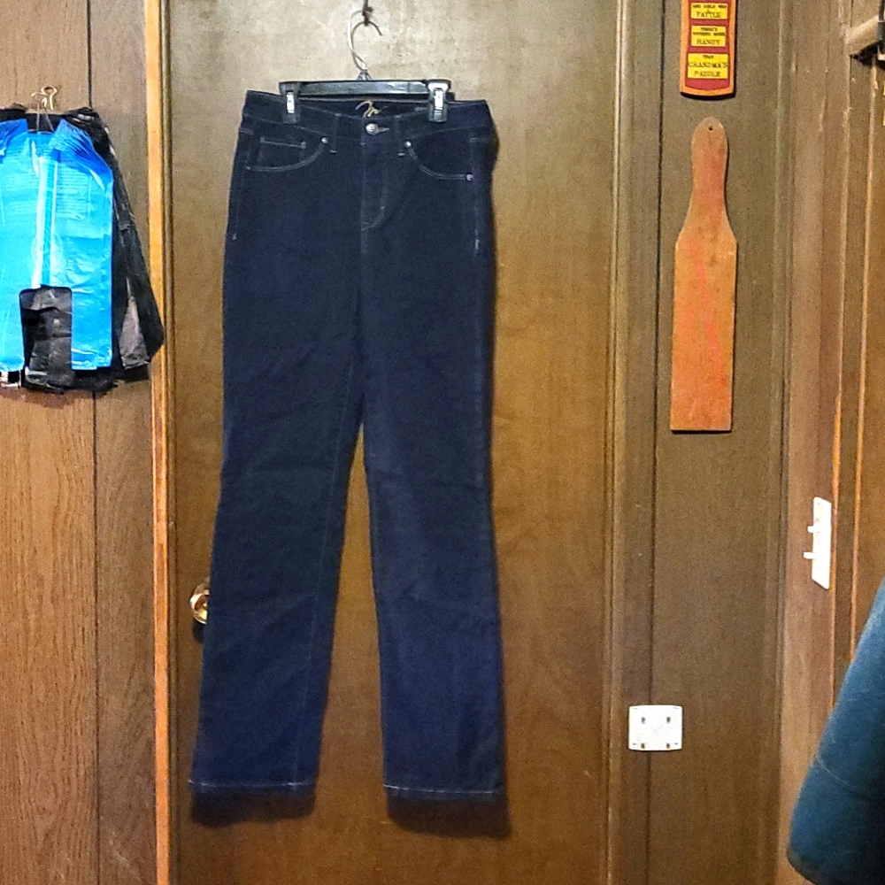 Dark Jeans